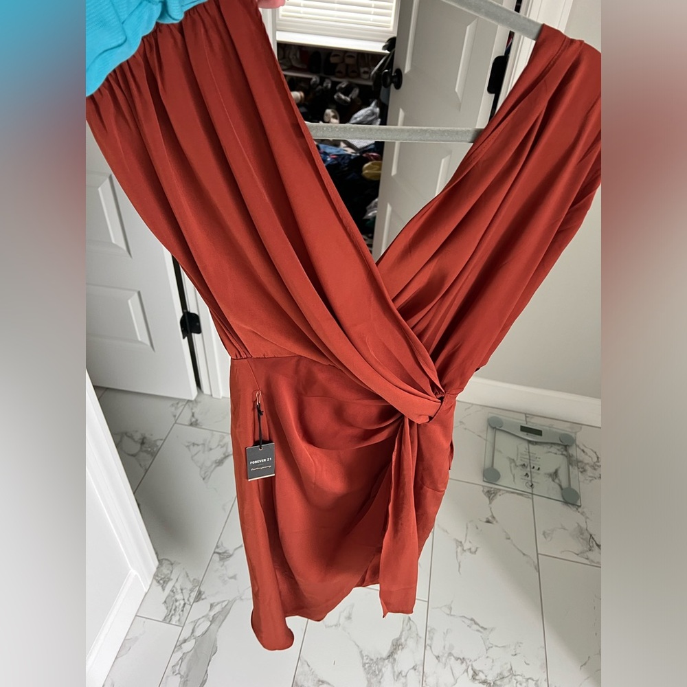 Never worn size small forever 21 wrap dress